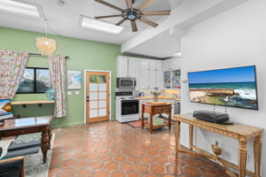 1115 S Mollison Ave-128