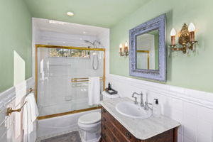 1115 S Mollison Ave-118