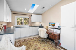 1115 S Mollison Ave-115