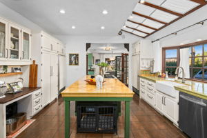 1115 S Mollison Ave-108