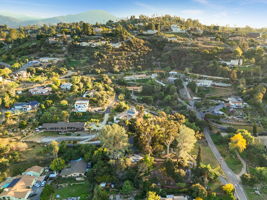 1115 S Mollison Ave-82