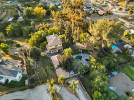 1115 S Mollison Ave-77