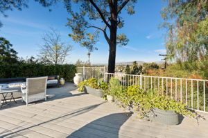 1115 S Mollison Ave-22