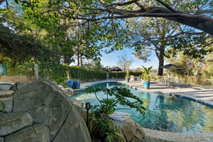 1115 S Mollison Ave-19