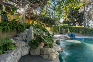 1115 S Mollison Ave-18