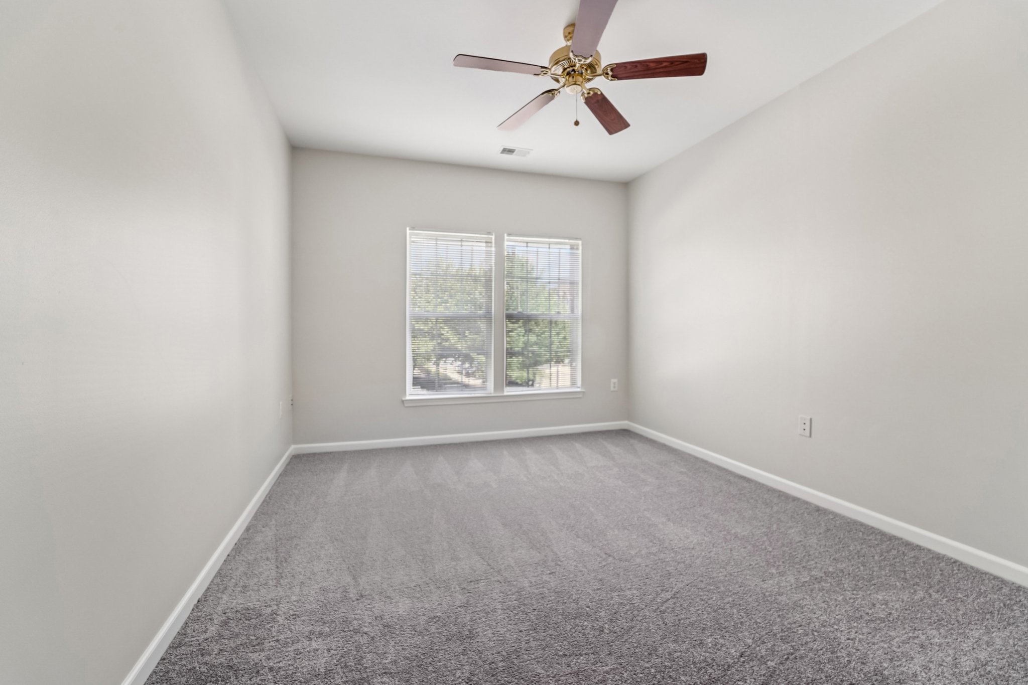 Chambers Ct-S2307-020.jpg