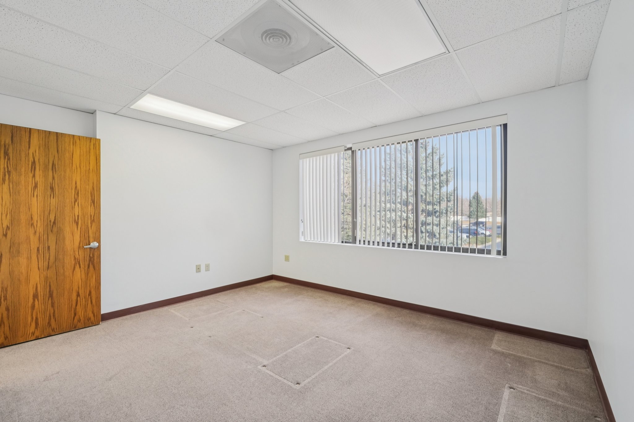 Huron St 210-S2012-018.jpg