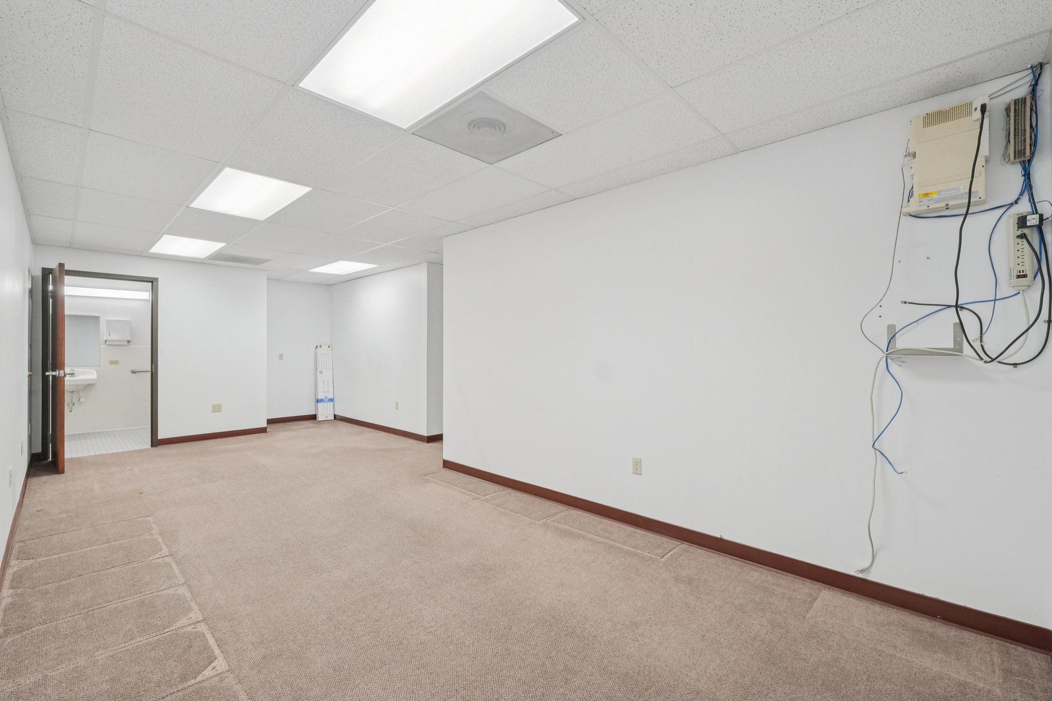 Huron St 210-S2012-020.jpg