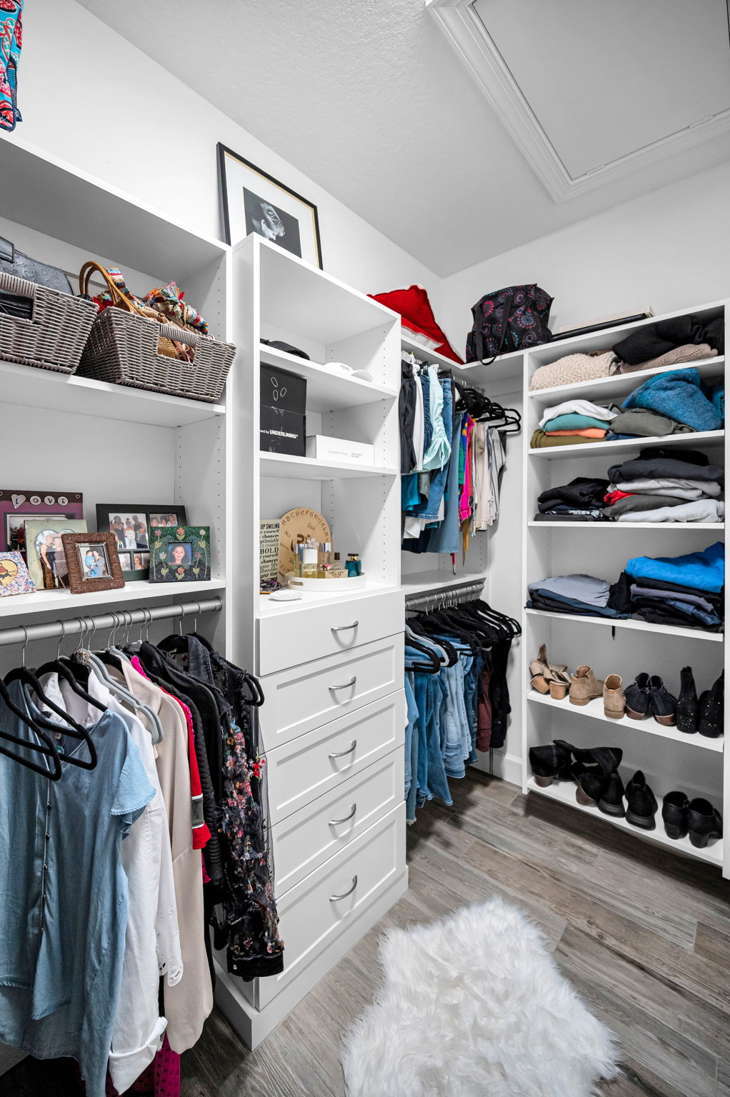 Primary Bedroom Walk-in Closet1c