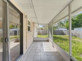  Photo 48