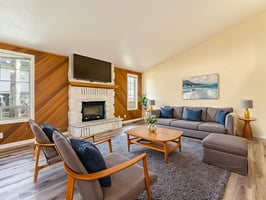 1116 NW Springwood Ln McMinnville OR  (43) virtually staged.jpeg