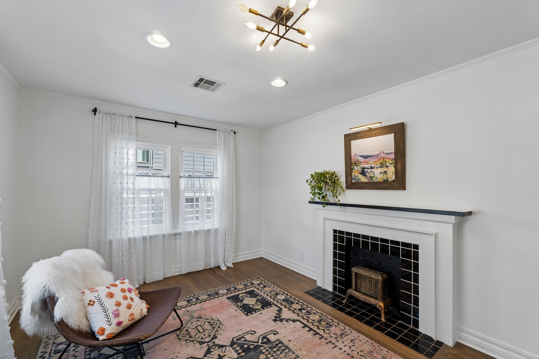 1116 Woodlawn Pl_011.jpg