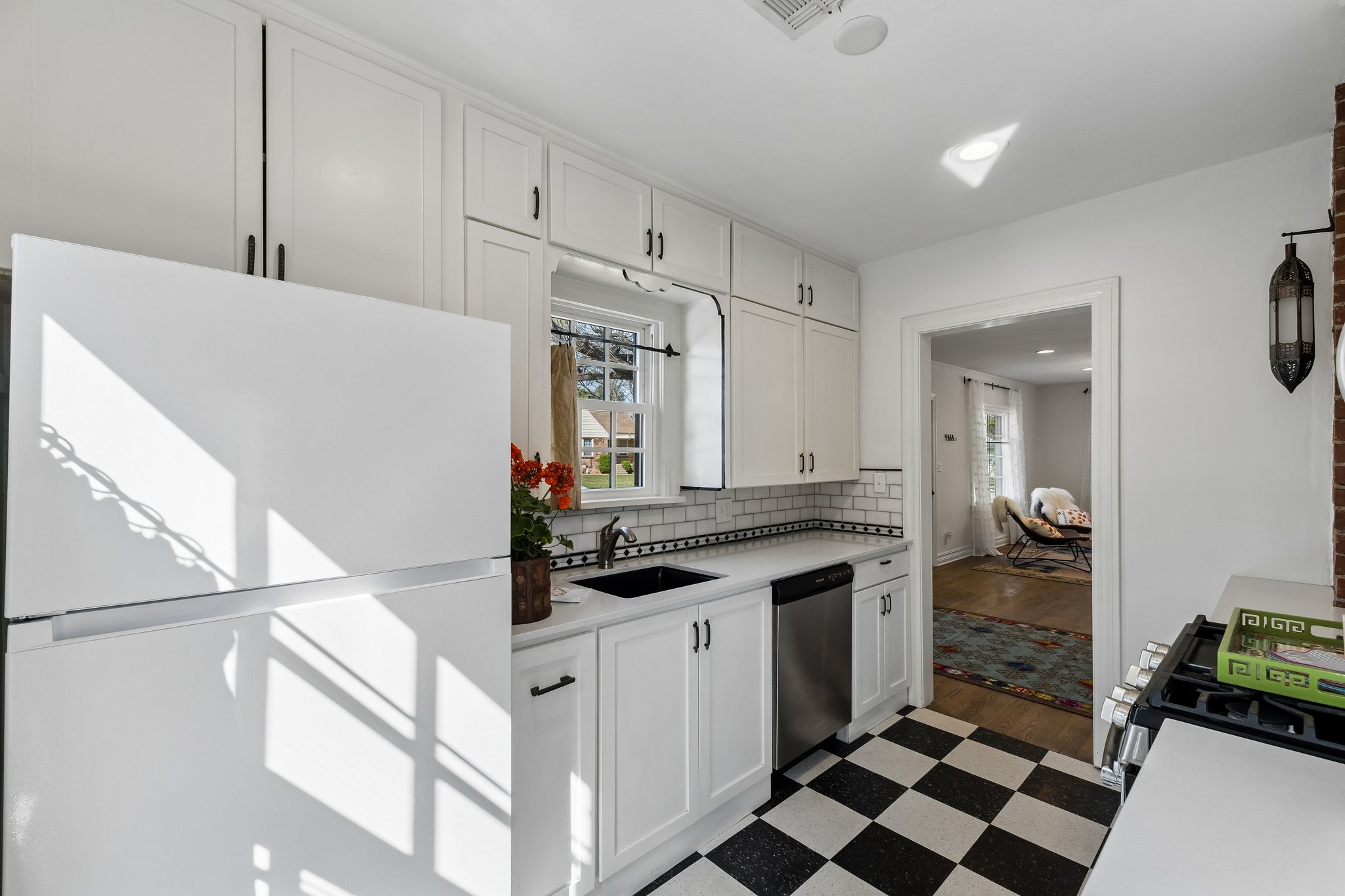 1116 Woodlawn Pl_018.jpg