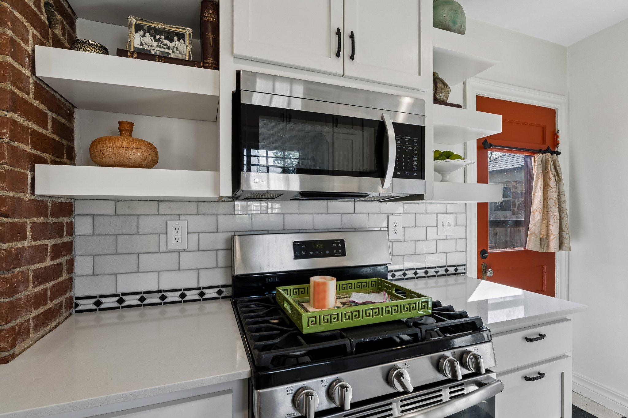 1116 Woodlawn Pl_023.jpg