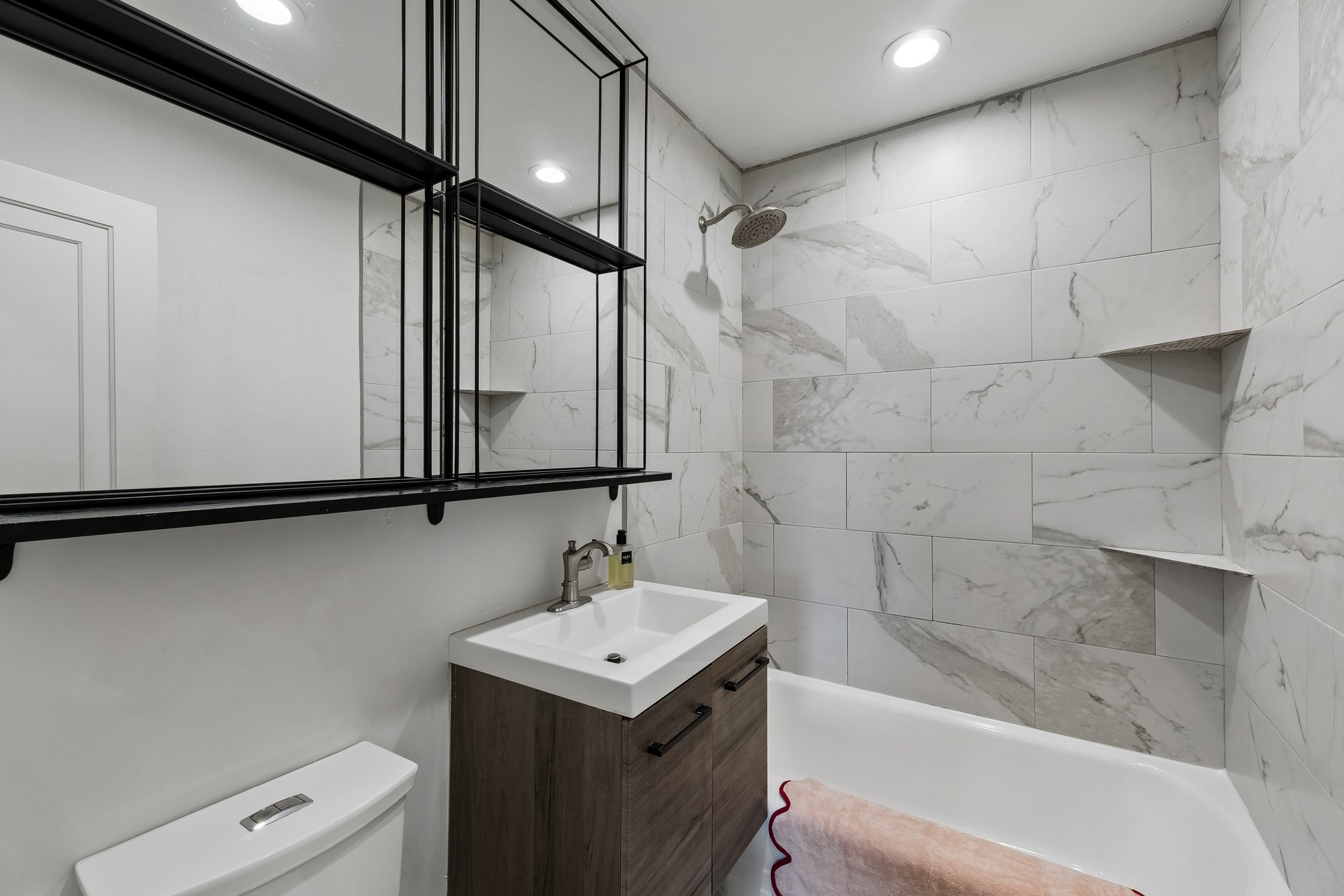 1116 Woodlawn Pl_030.jpg