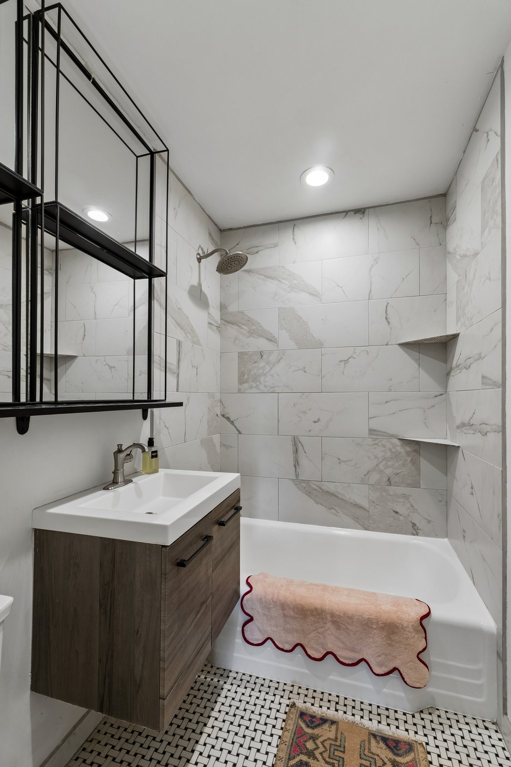 1116 Woodlawn Pl_031.jpg