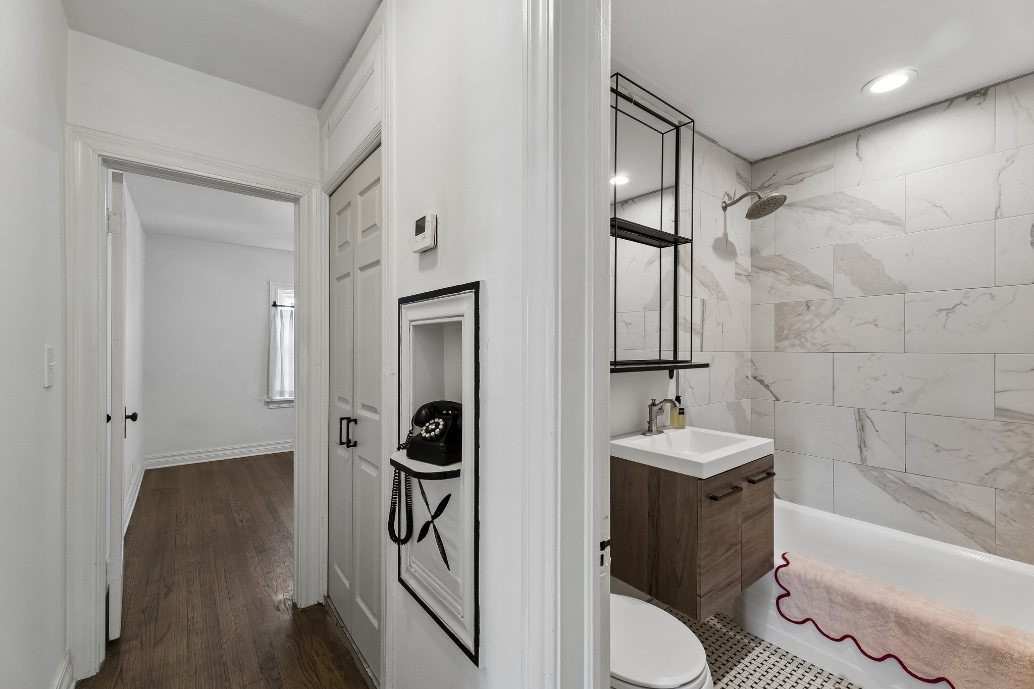 1116 Woodlawn Pl_037.jpg