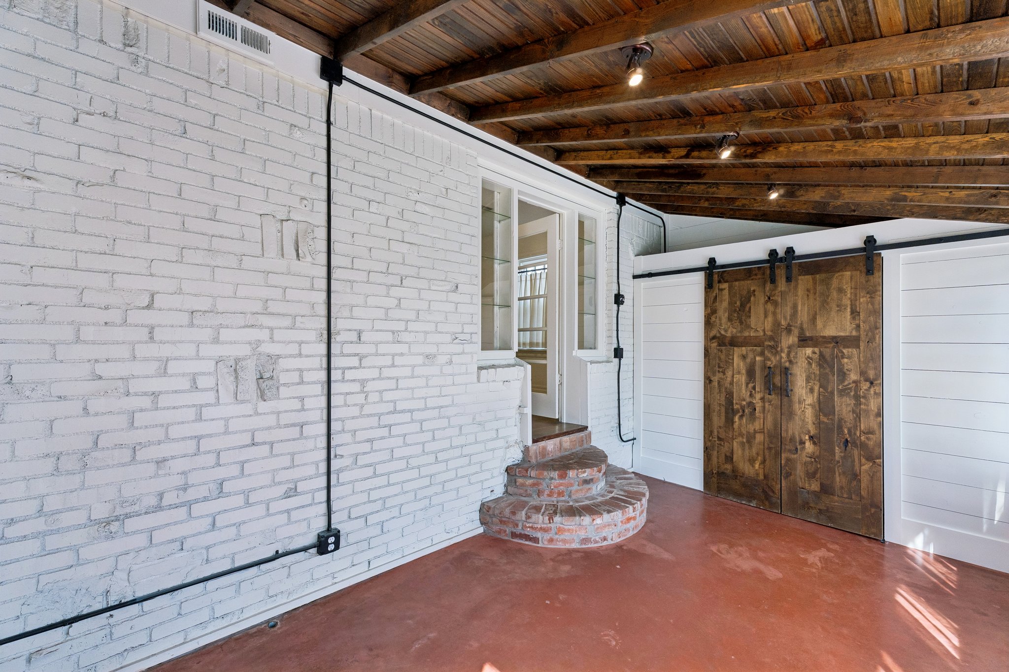 1116 Woodlawn Pl_040.jpg