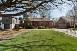 1116 Woodlawn Pl_005.jpg