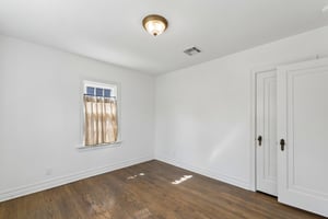 1116 Woodlawn Pl_029.jpg