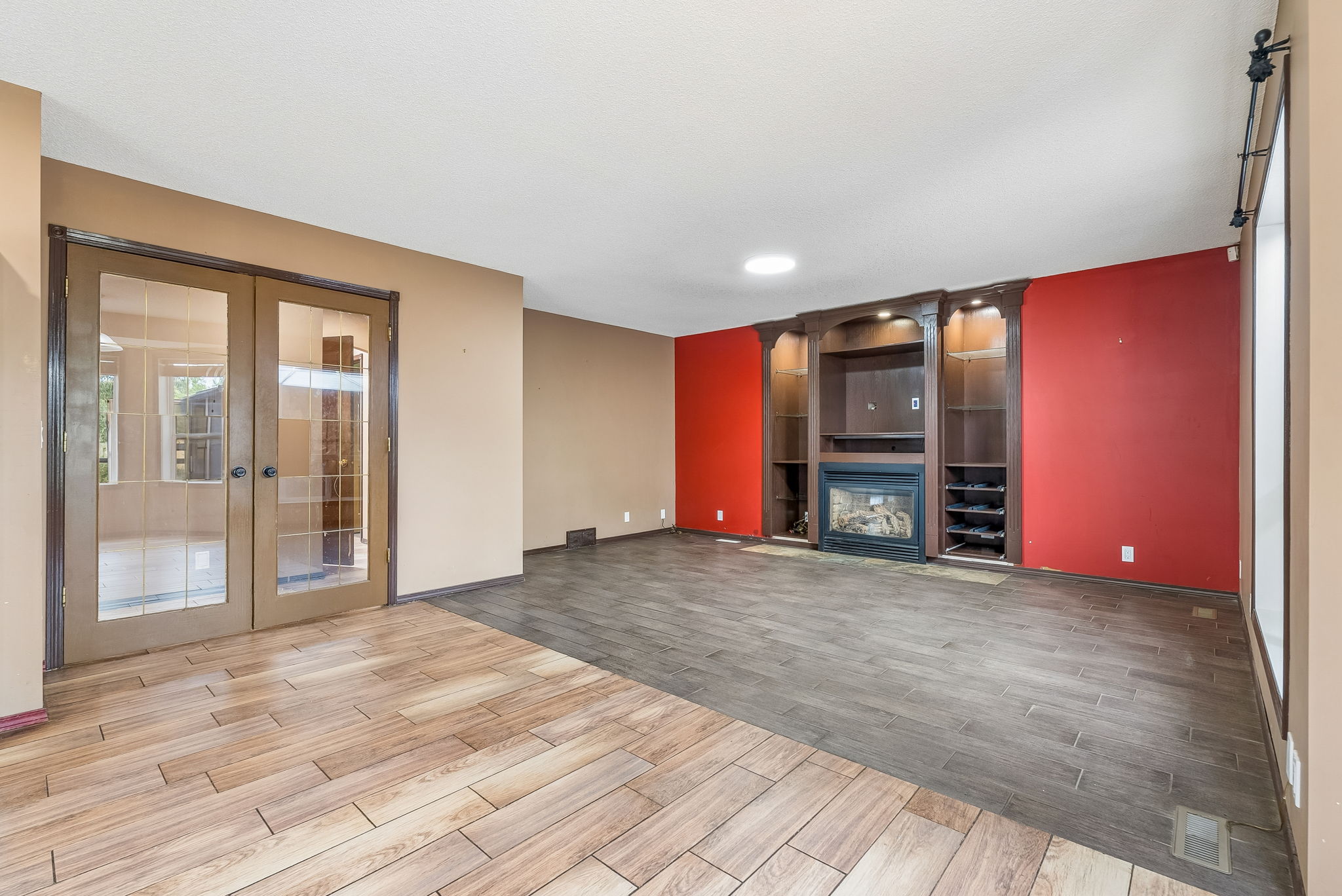 08.07.2026 - Carson Harris - 1116 Woodside Way NW, Airdrie_11