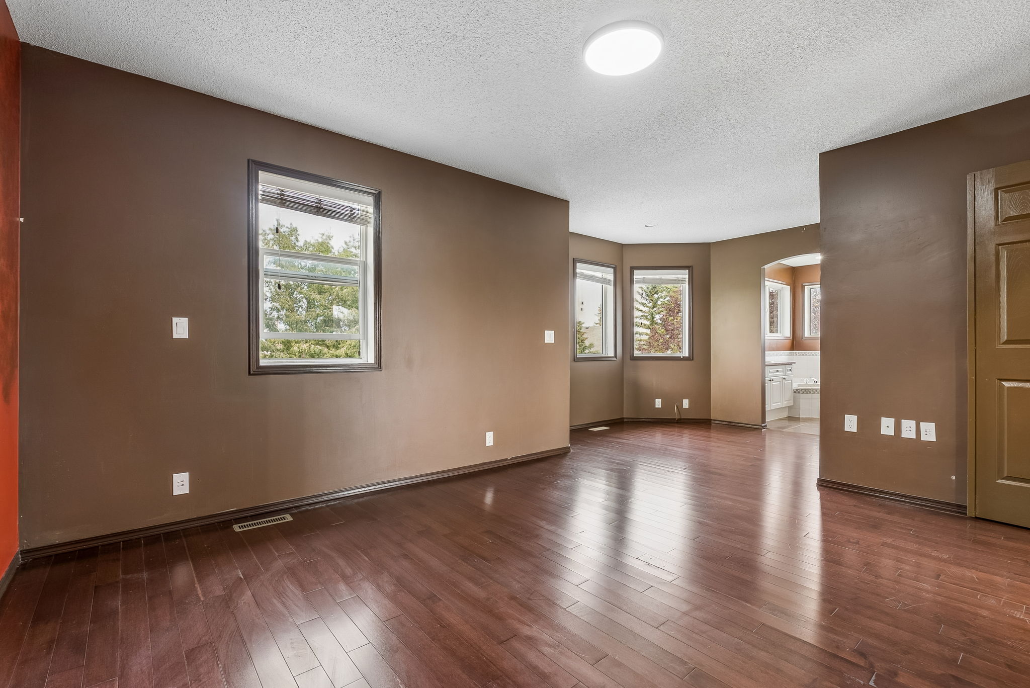 08.07.2026 - Carson Harris - 1116 Woodside Way NW, Airdrie_26