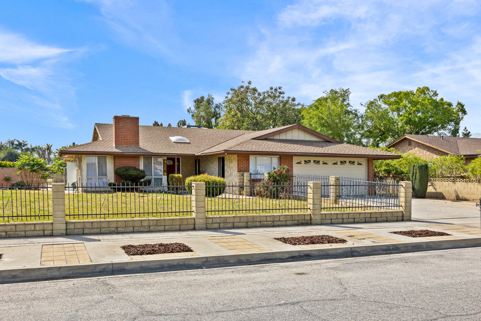 11160 Walnut St, Bloomington, CA 92316, USA Photo 4