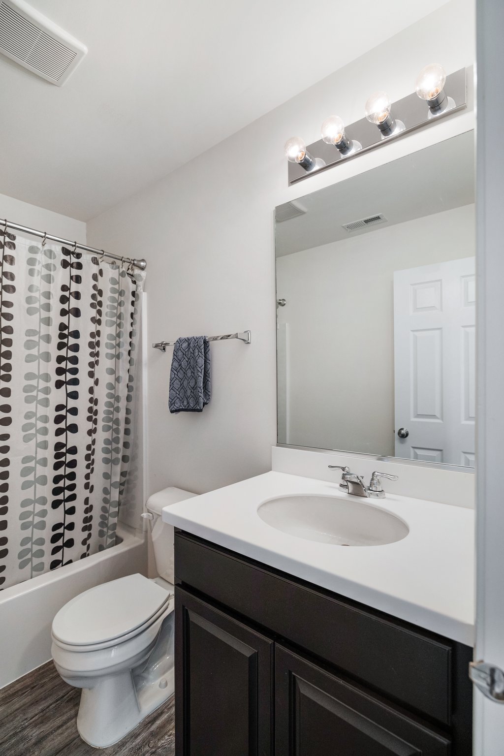 11161 Vermont Circle, Crown Point, IN 46307, USA Photo 15