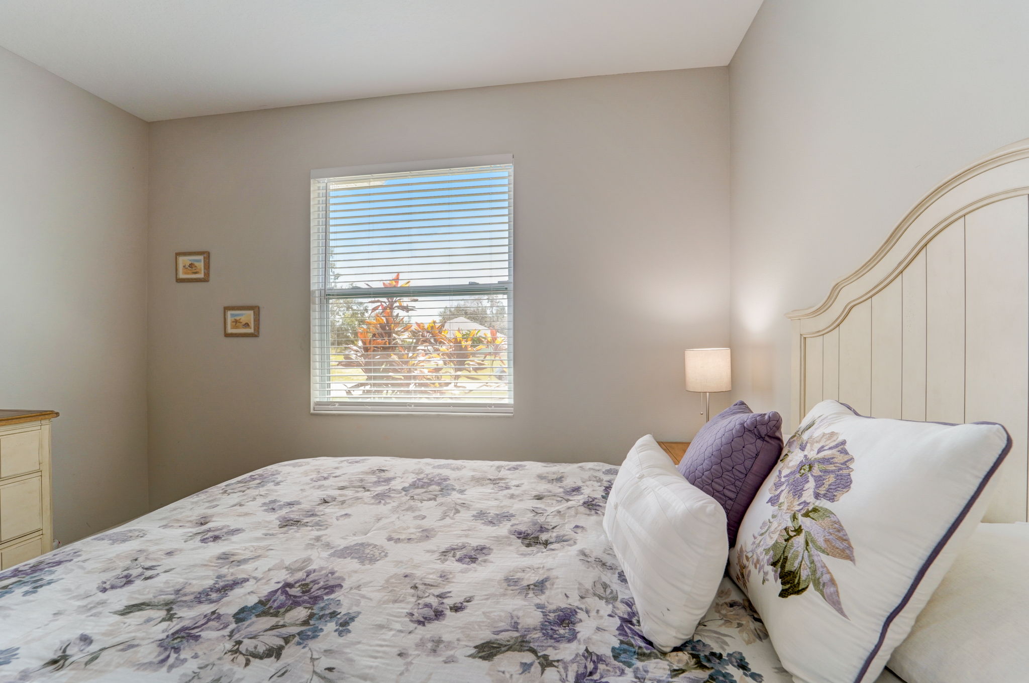 Alcott Ave-015