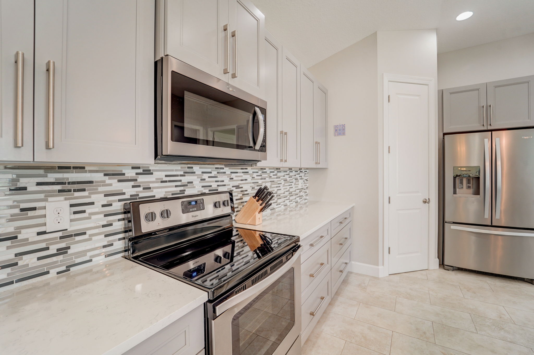 Alcott Ave-022