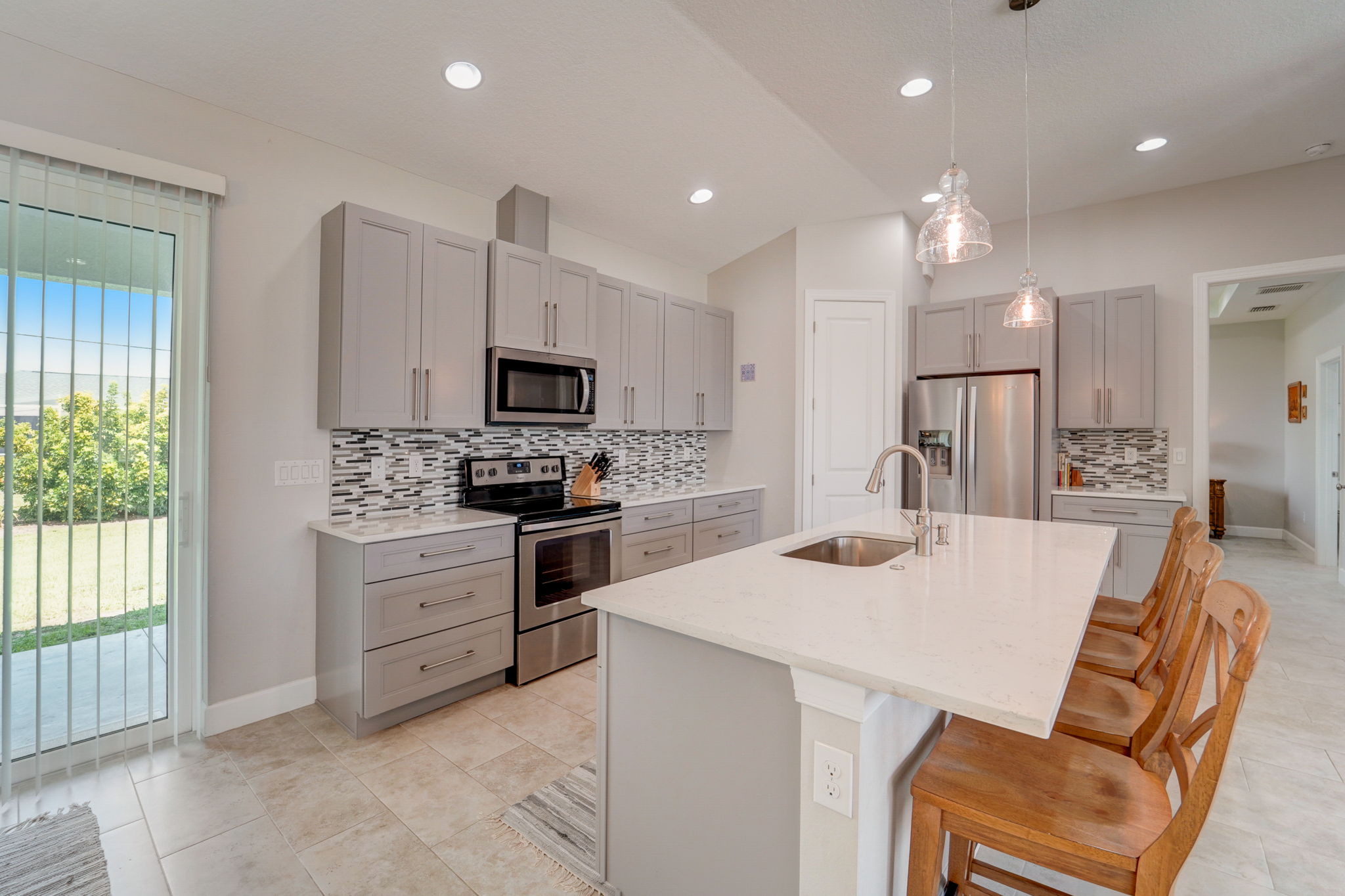 Alcott Ave-021