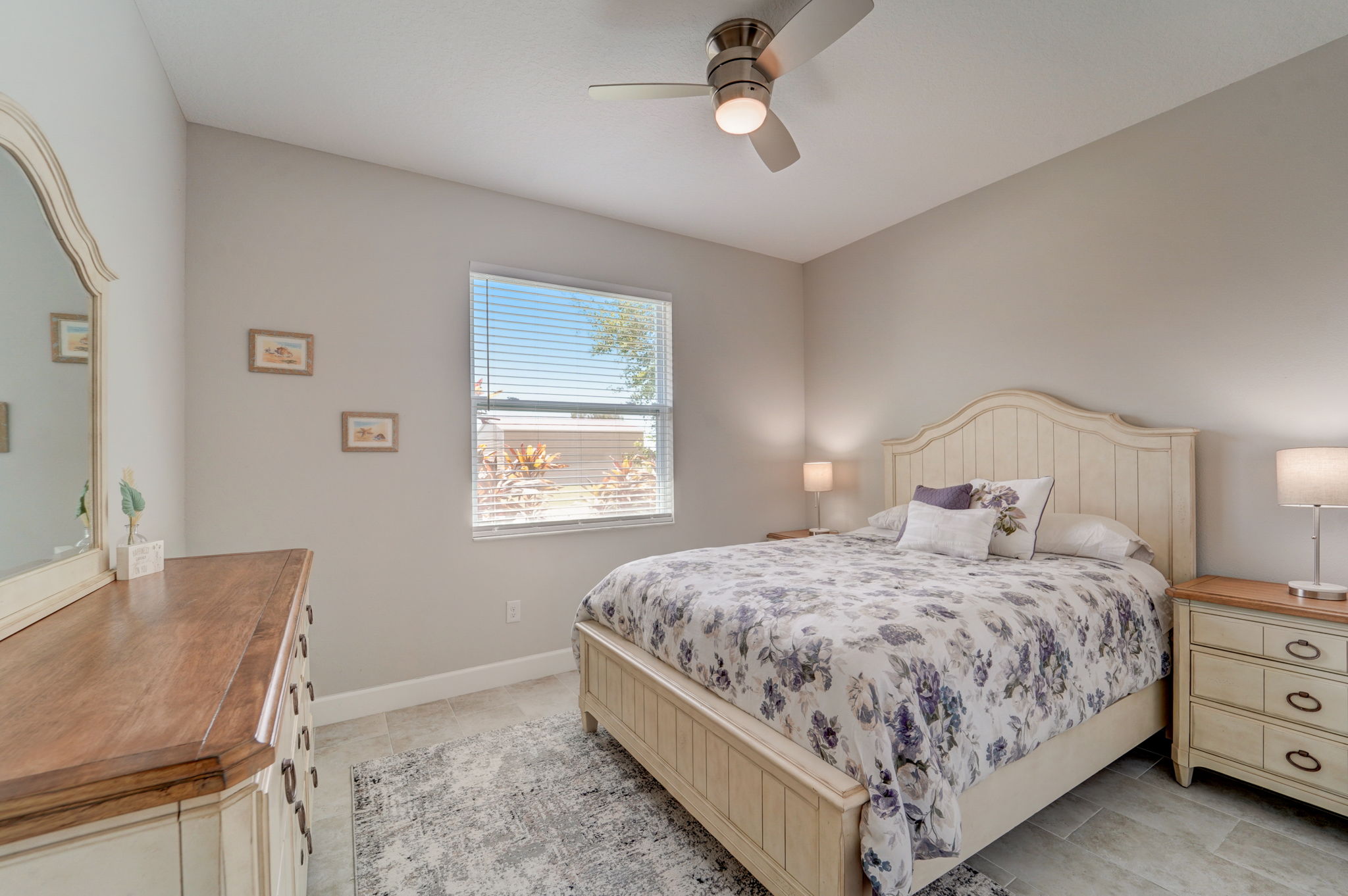 Alcott Ave-012