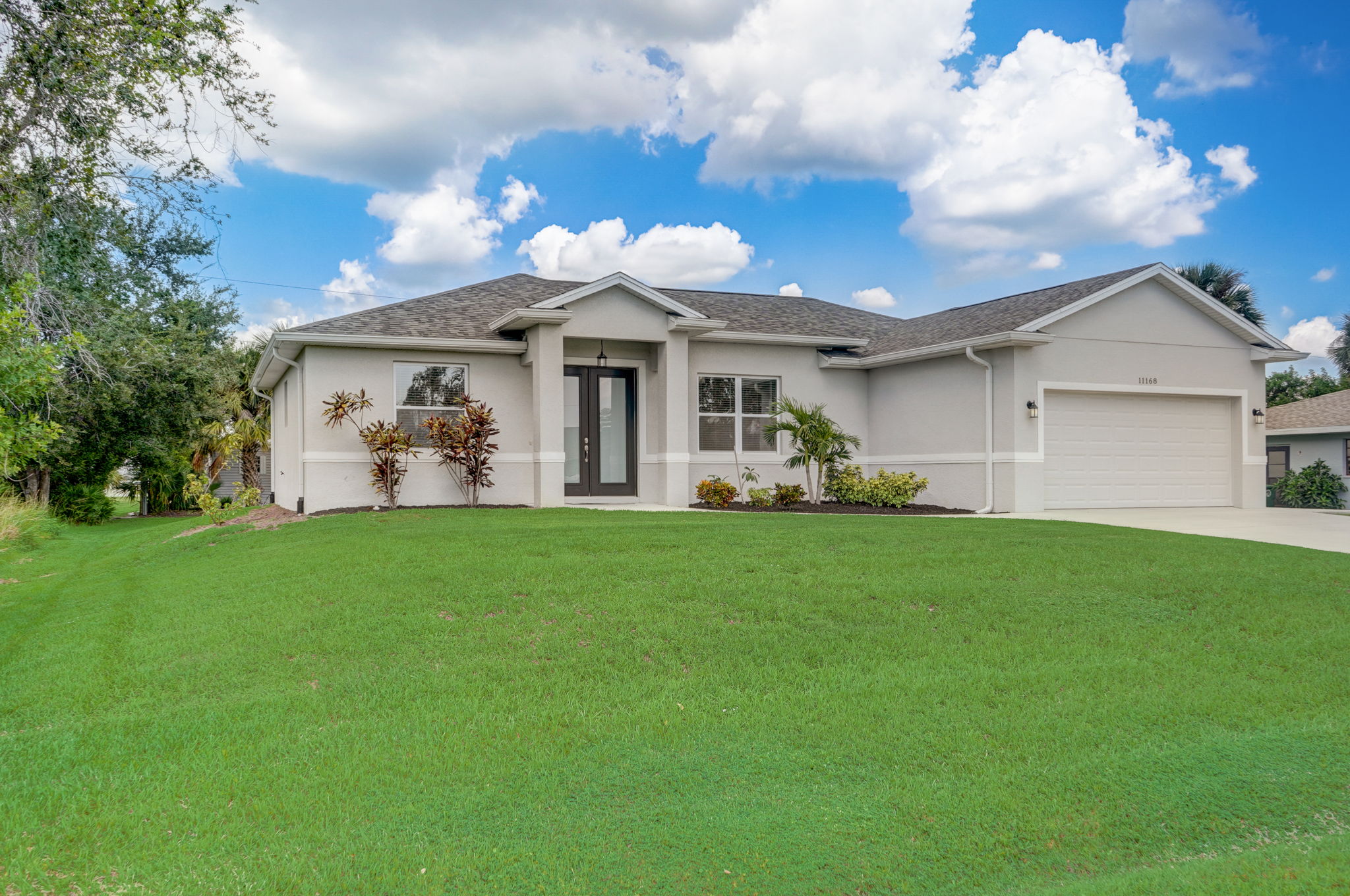 Alcott Ave-003
