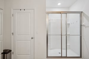 Leland Groves Dr-S2303-024.jpg