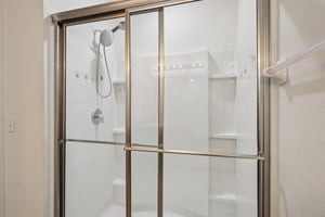 Leland Groves Dr-S2303-027.jpg