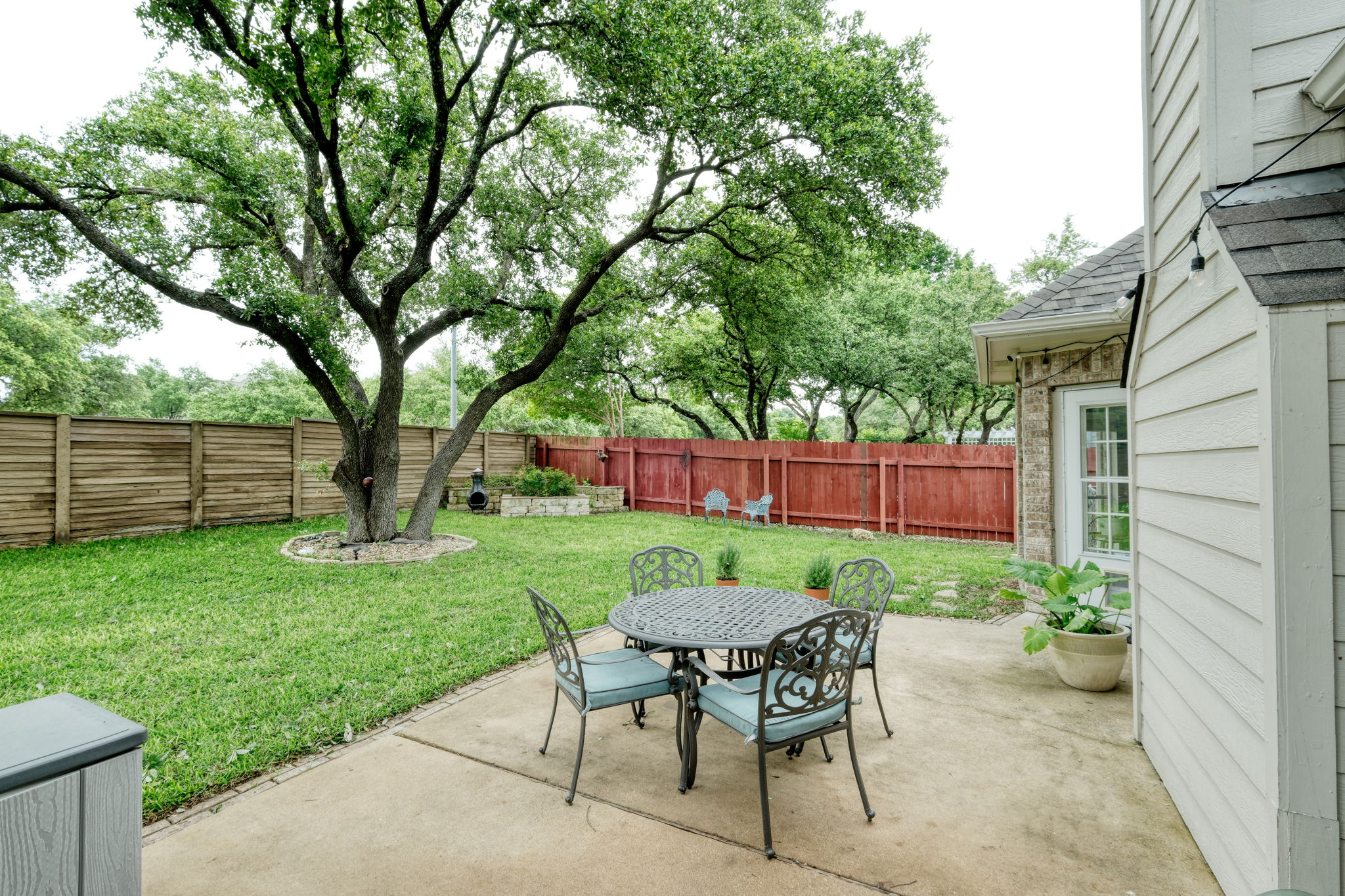 Back Patio/Yard