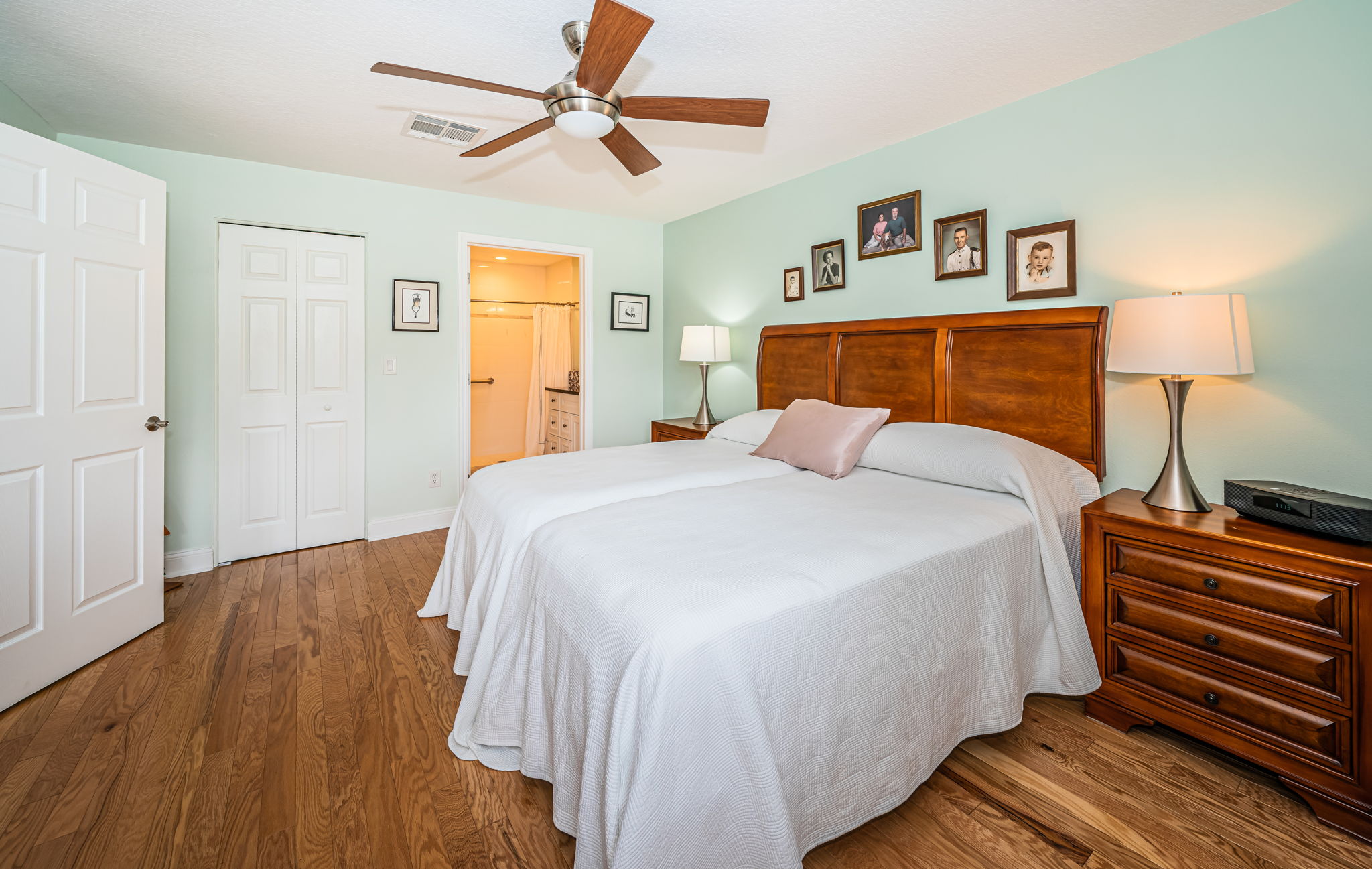 Master Bedroom1d