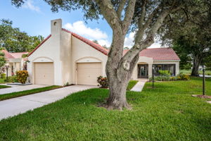 Front Exterior4