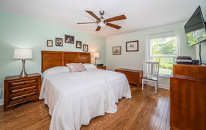 Master Bedroom1a