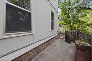  Photo 38