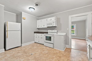 Kitchen - Dining
