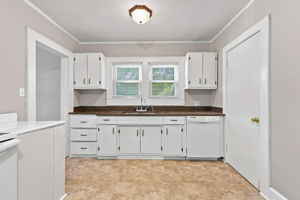 Kitchen - Dining