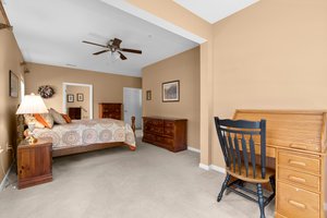 Upper Bedroom-4