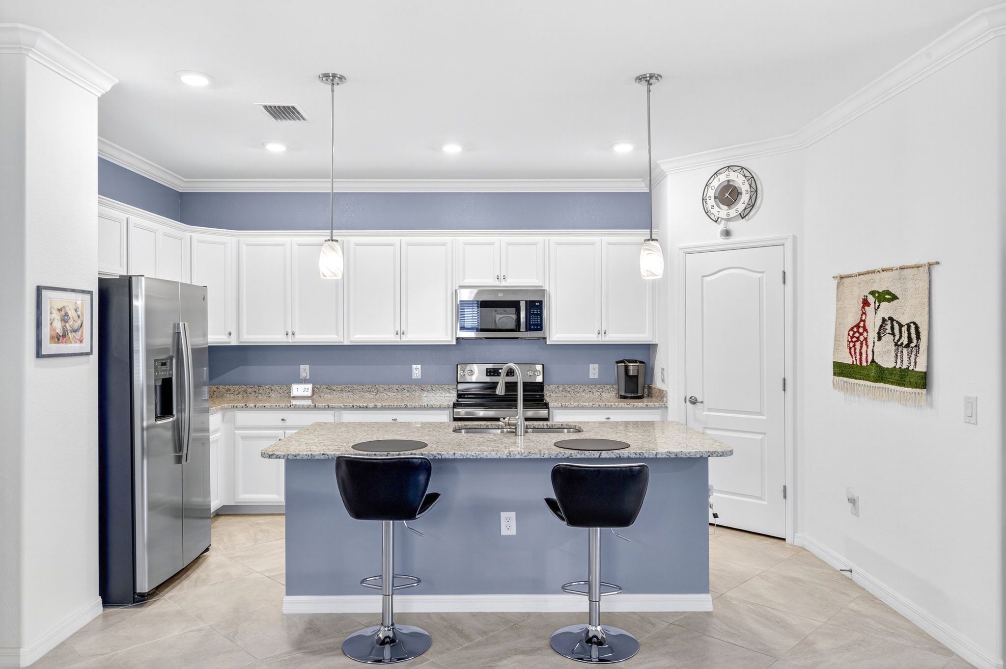 Breakfast Bar 1 of 3