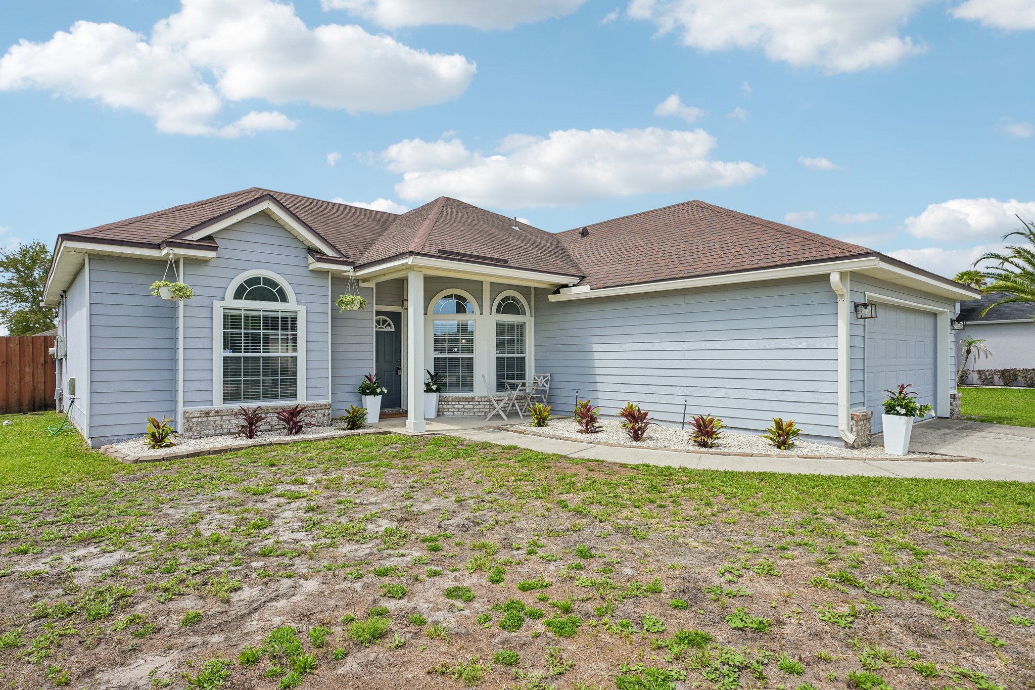 Lord Taylor Dr-S2205-007.jpg