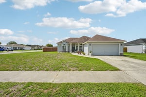 Lord Taylor Dr-S2205-003.jpg