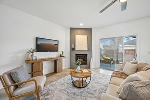 Lord Taylor Dr-S2205-013.jpg