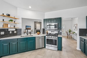 Lord Taylor Dr-S2205-018.jpg