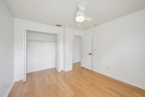 Lord Taylor Dr-S2205-024.jpg