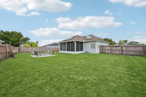 Lord Taylor Dr-S2205-047.jpg